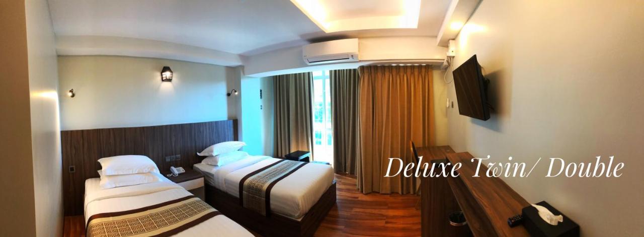 Hotel Rose Hill Yangon Exterior foto